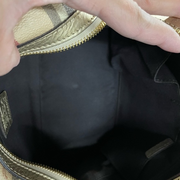 Burberry Boston 2 way crossbody Bag - Picture 6 of 16